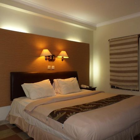 Nathan Hotel Kuta Lombok Eksteriør bilde