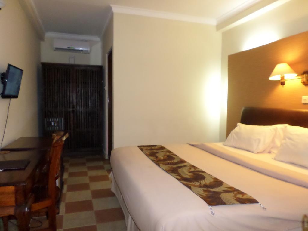 Nathan Hotel Kuta Lombok Eksteriør bilde